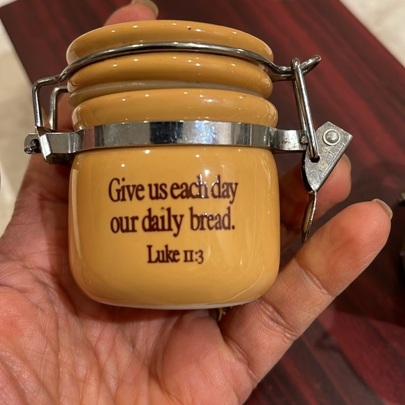 Mini canisters with scriptures - Picture 2 of 5